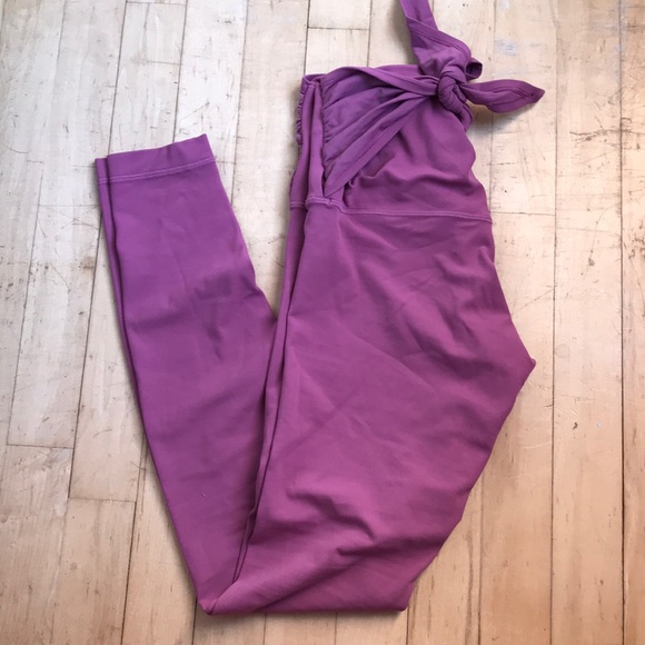 lululemon athletica Pants - PRICE DROP!! Lululemon wrap waist align leggings